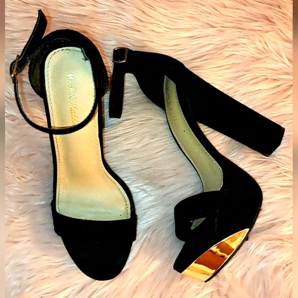 Heels - Picture 1 of 1